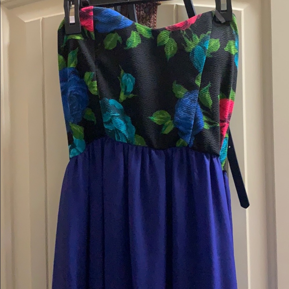 Size small maxi dress